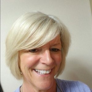 Meet your Posher, Jeannine